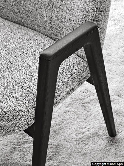 Stylish Lance Chair