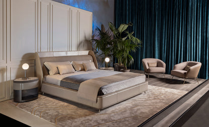 Luxury Le Comte Beside Table