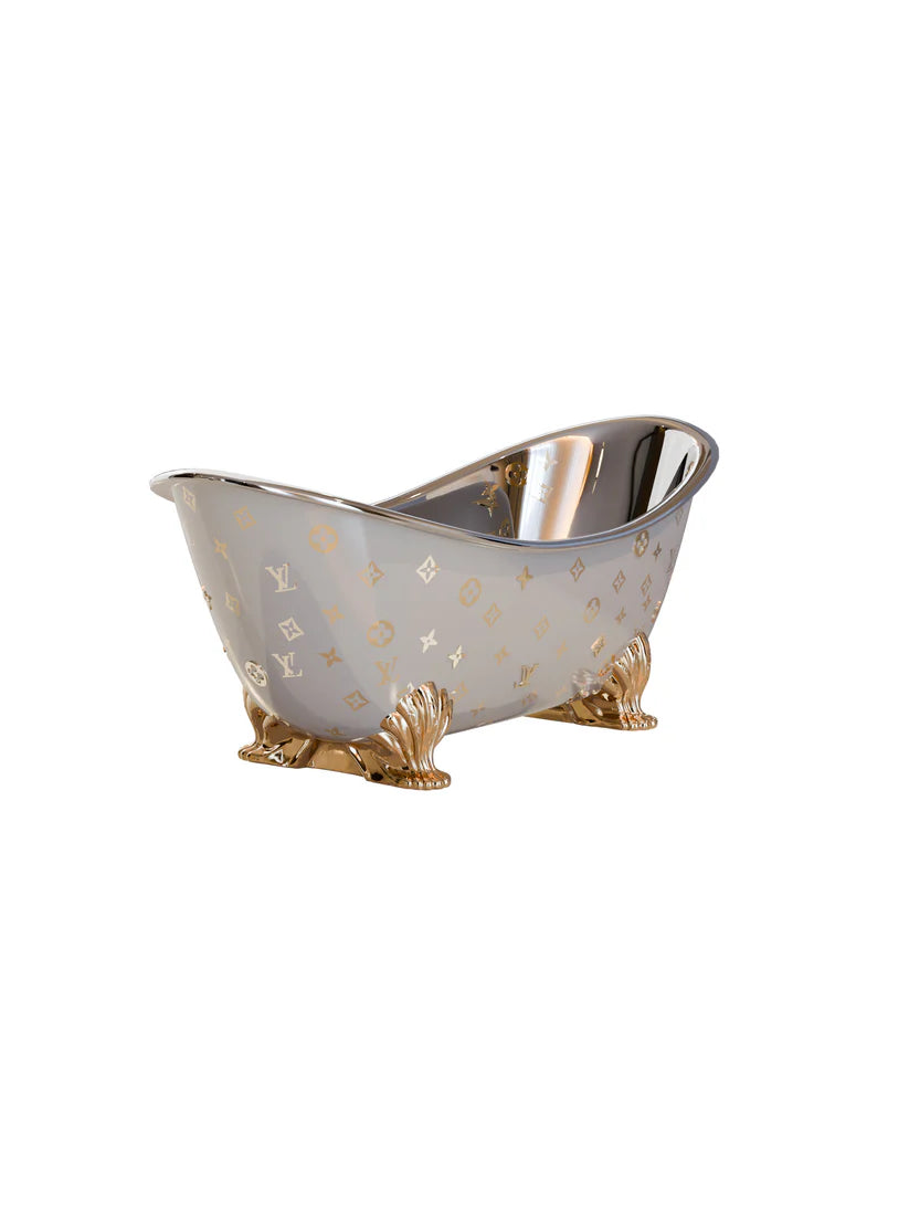Luxury Antique Bathtub