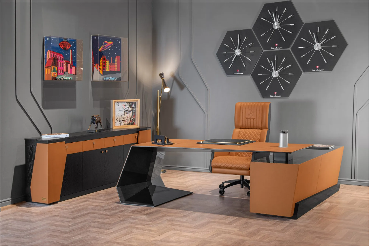 Formitalia Glamour President Chair