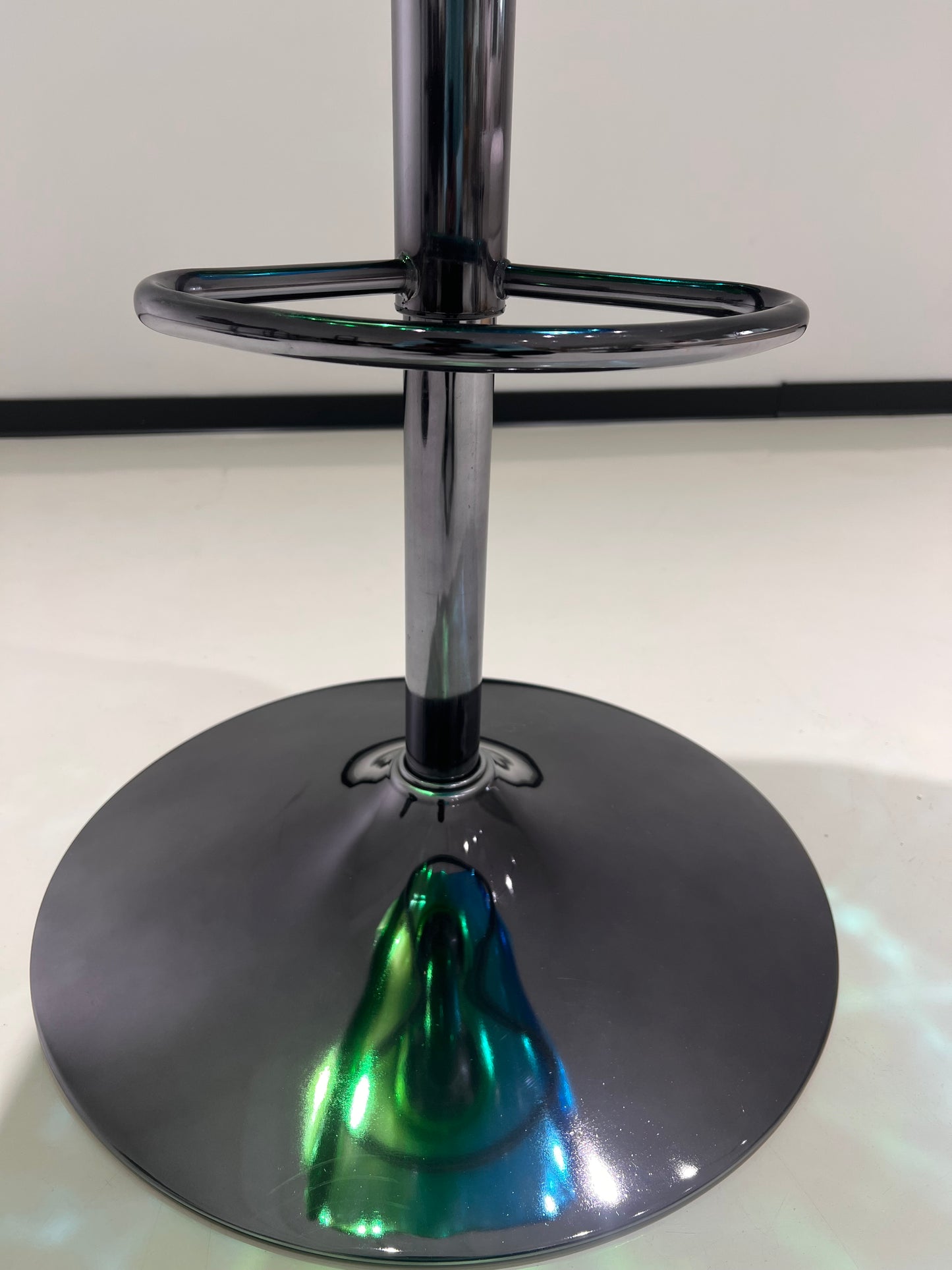 Resin Glass Bar Stools