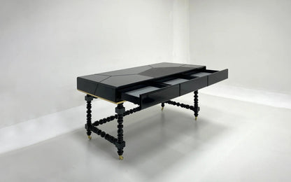 Handmade Queen Manu Desk