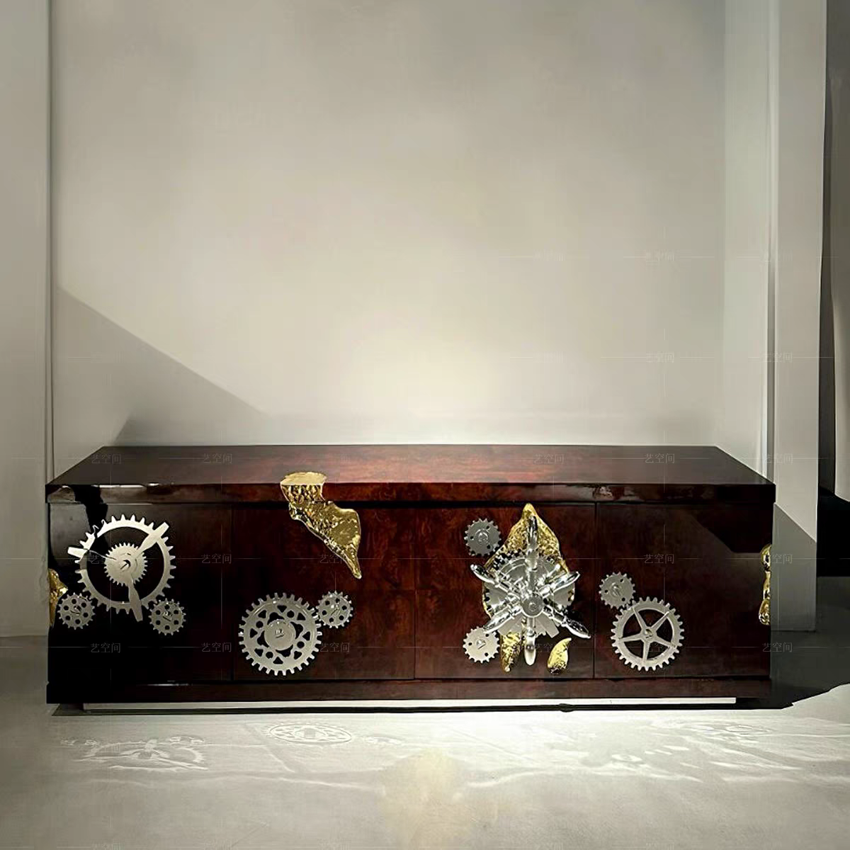 Luxurious Stylish TV Stand